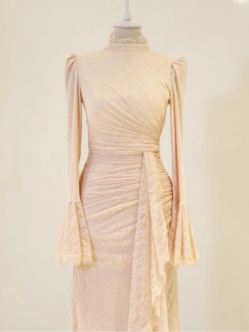 JULIE-BEIGE